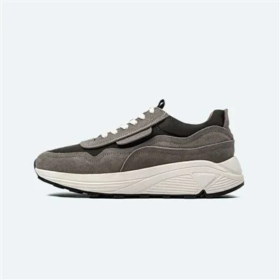 Trendy ρετρό στυλ γυμναστικής αθλητικά παπούτσια περπατήματος